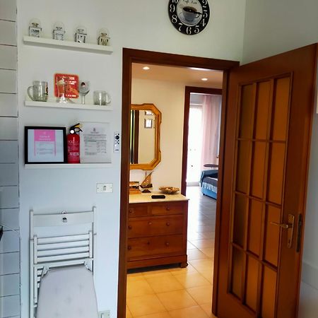 Appartamento Riviera Trilocale Wifi E Parcheggio Privato Ventimiglia Exteriör bild