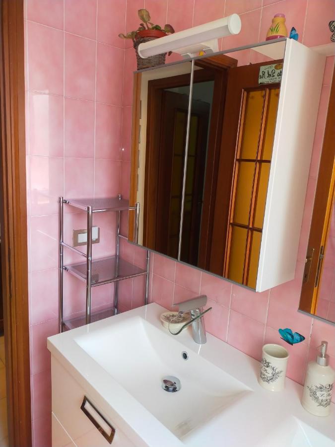 Appartamento Riviera Trilocale Wifi E Parcheggio Privato Ventimiglia Exteriör bild
