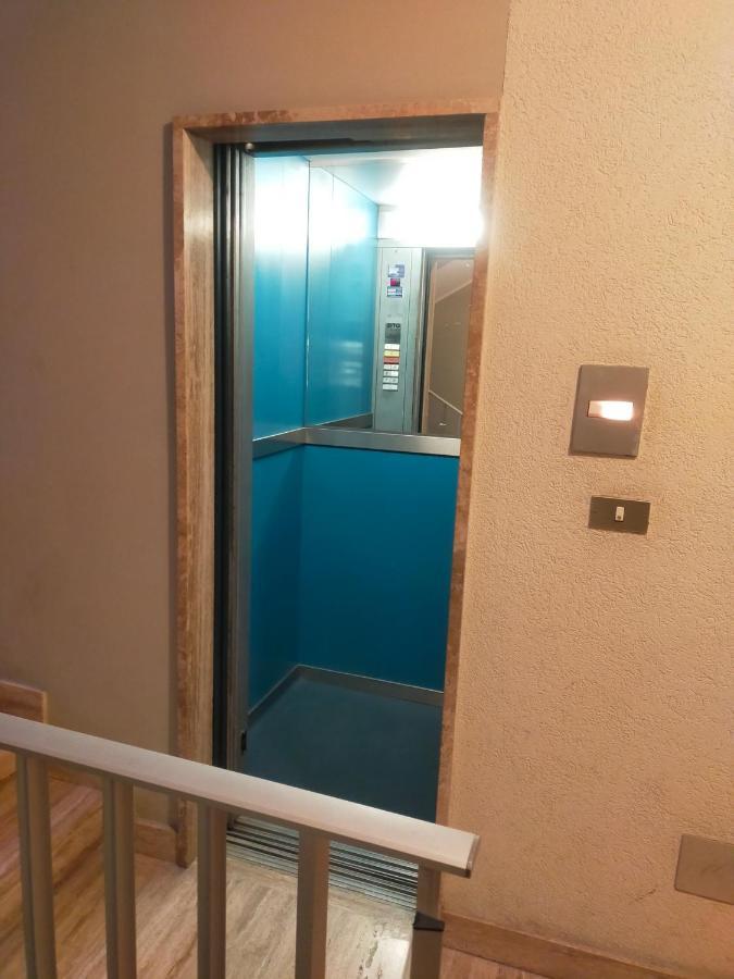 Appartamento Riviera Trilocale Wifi E Parcheggio Privato Ventimiglia Exteriör bild